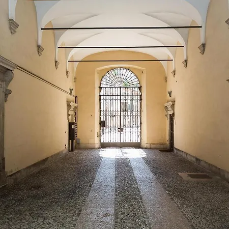 Dimora Ottolini With 6 Sleeps Apartment *